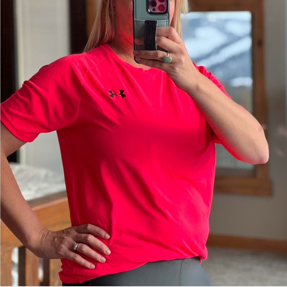 Under Armour hot pink sportswear shirt